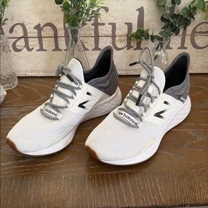 Women’s New Balance Tennis Shoes